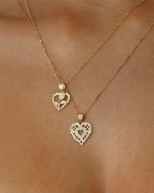 Öugie Metallic The Rosette Heart Pendant