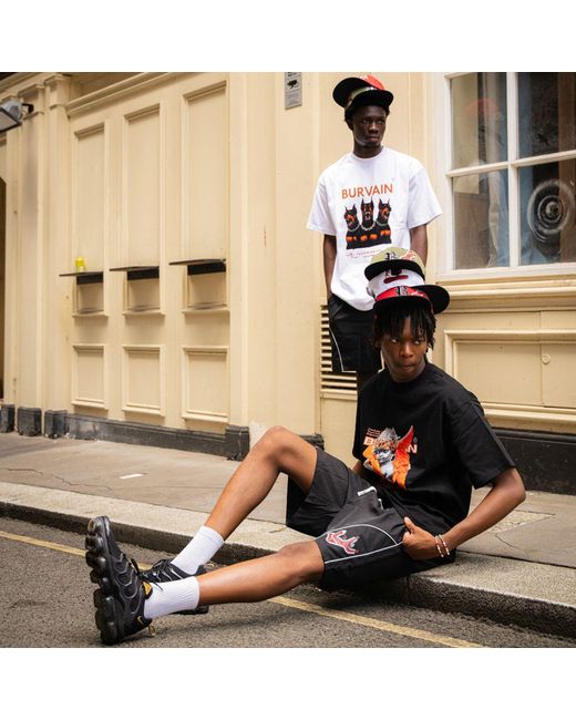 Burvain. White Thredog Tee for men
