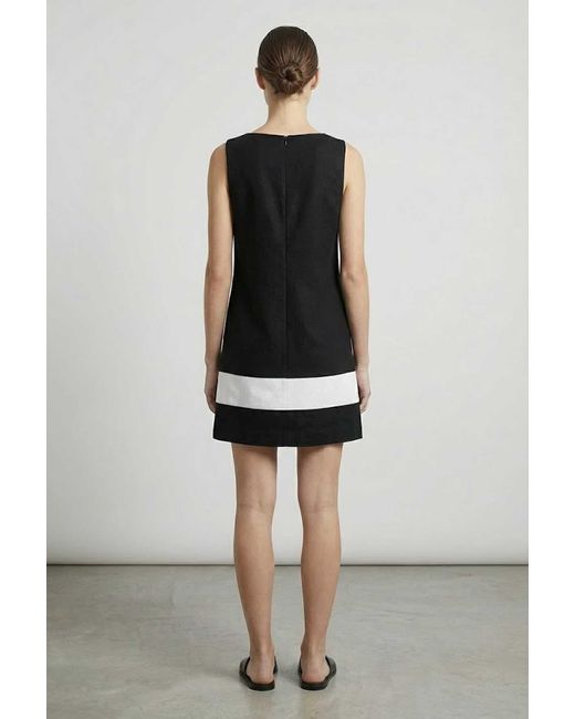 Conquista Black Sleeveless A-Line Mini Dress