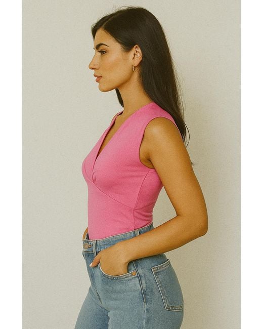 Conquista Pink Rose Sleeveless V-Neck Jersey Top – Stretch Fabric