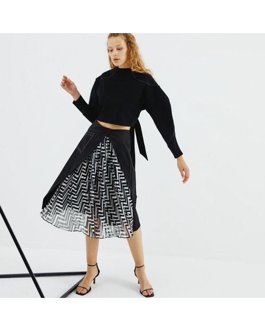 Mirimalist Black Zigzag Pleated Midi Skirt