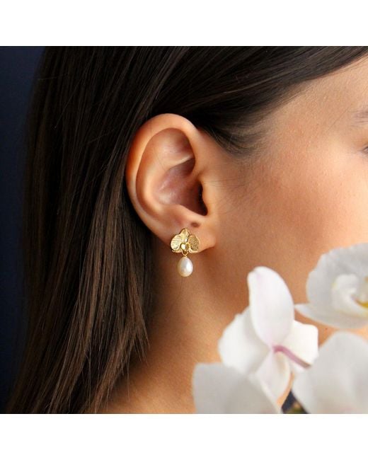 Agora Jewellery Metallic Orchid Pearl Earrings