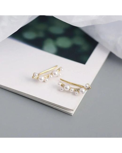 Angel Barocco Metallic Minimalist Freshwater Pearl Climber Earrings