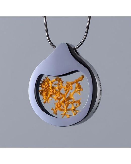 My Little Nature Blue Artisan Necklace With Preserved Butter Moss – Handmade Nature Jewelry
