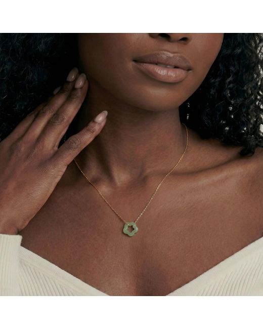seree Green Plum Blossom Jade Pendant Necklace