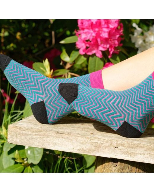 Peper Harow - Made in England Blue Zigzag Socks