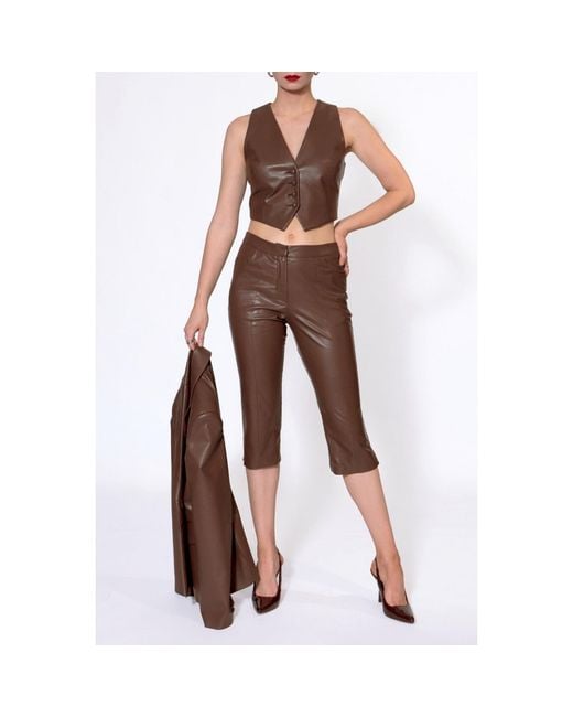 AGGI by HALEWSKI Brown Capri Dakota Chocolate Below Short Pants