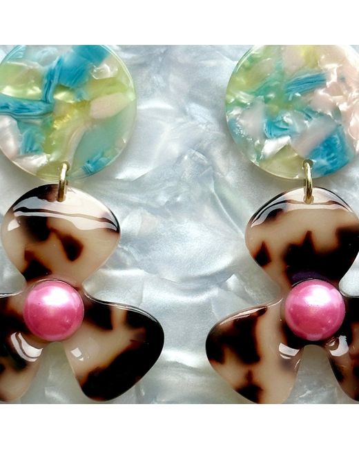CLOSET REHAB Green Pearl Water Poppy Drop Earrings