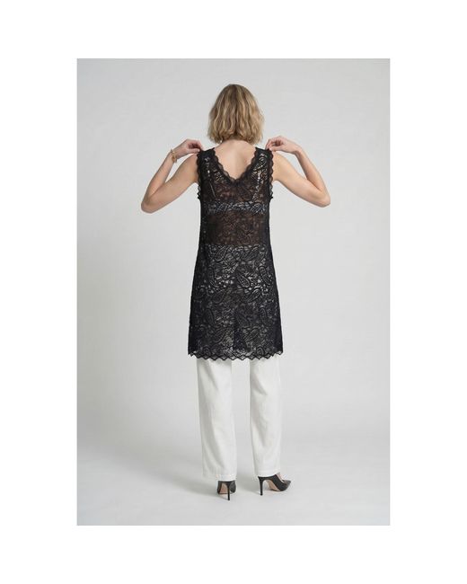 Modenaire Black Scalloped Lace Mini Dress