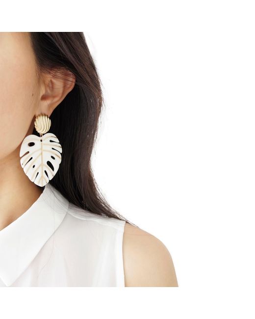 POPORCELAIN Metallic Golden Monstera Leaf Statement Earrings