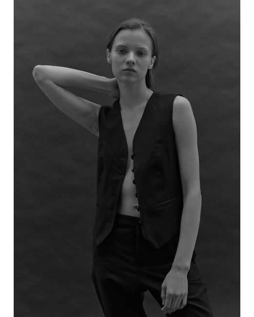 Nike Black The Vest