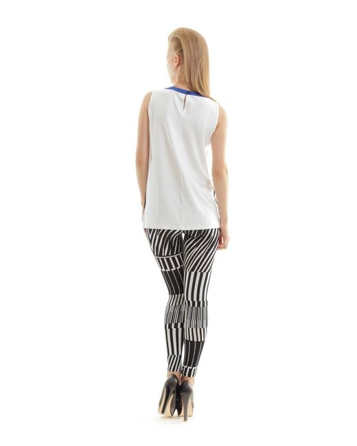Conquista Black Sleeveless Block Colour Top