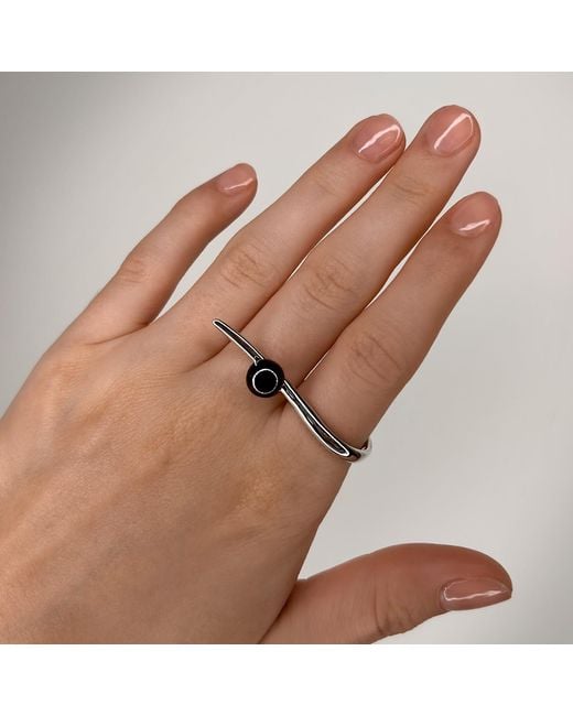 SALLY SKOUFIS White Moon Shadow Ring With Natural Pearl