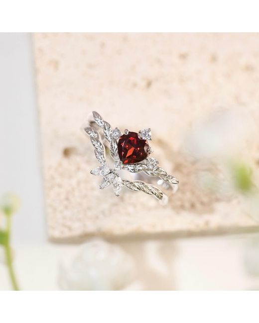 Azura Jewelry New York White Flaming Heart Mozambique Garnet Vermeil Ring Set
