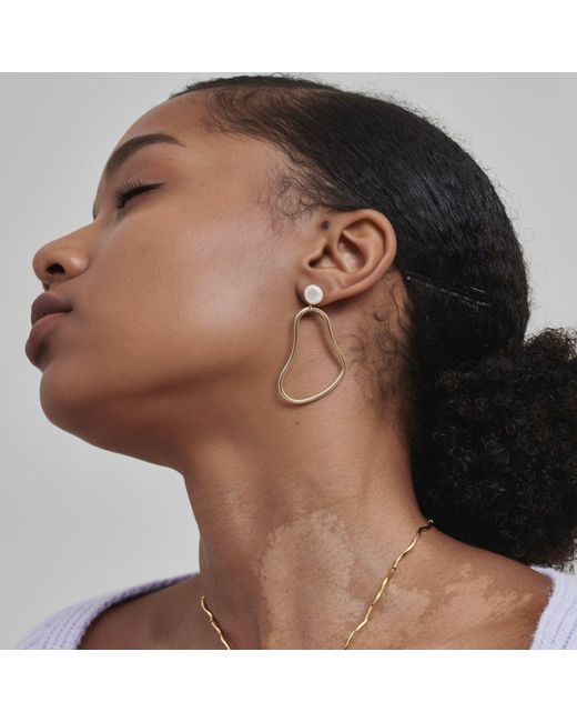 Shabella Nyc Metallic Pearl Hoop Earrings