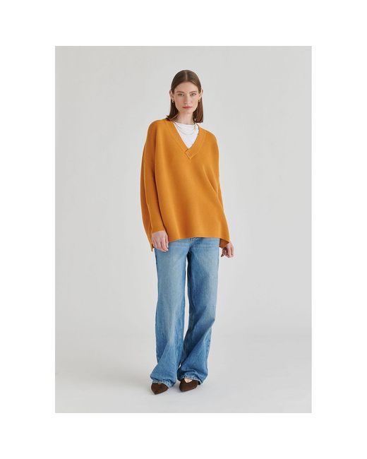 Paisie Orange V-Neck Ribbed Jumper