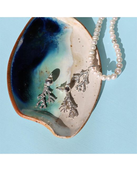 Larsuu White Reef Earrings