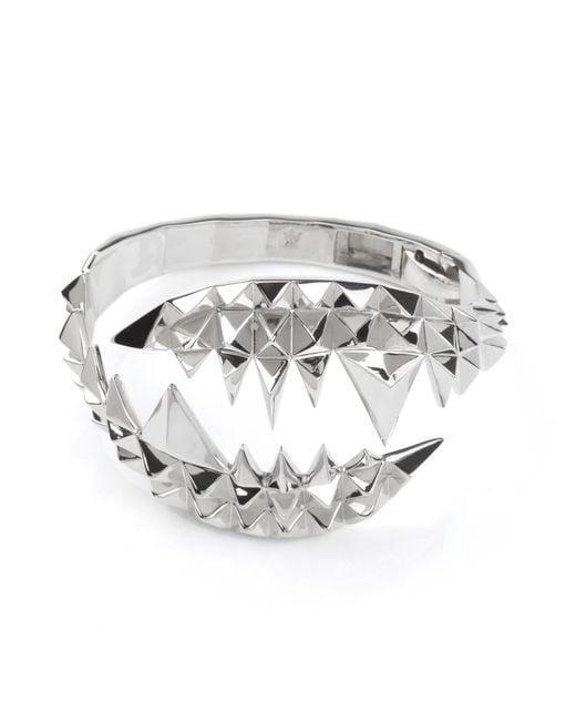Kasun Metallic Fang Bangle