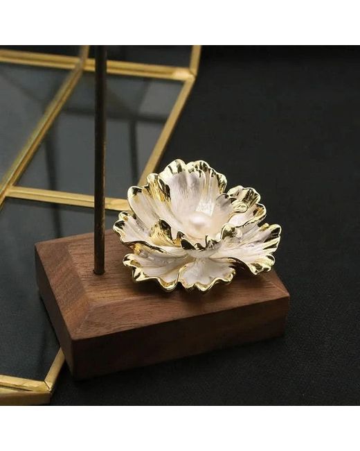 Angel Barocco Metallic Peony Pearl Brooch