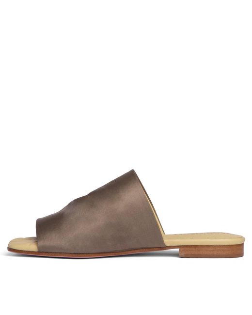Beautiisoles by Robyn Shreiber Made in Italy Brown April Khaki Comfortable Flat Mule
