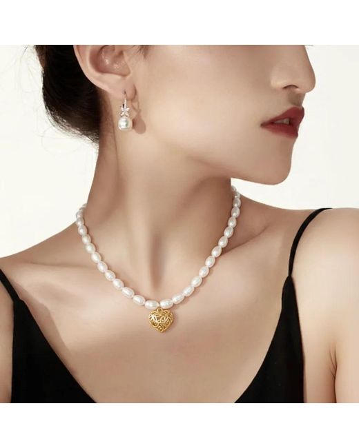 Angel Barocco Metallic Golden Heart Freshwater Pearl Necklace