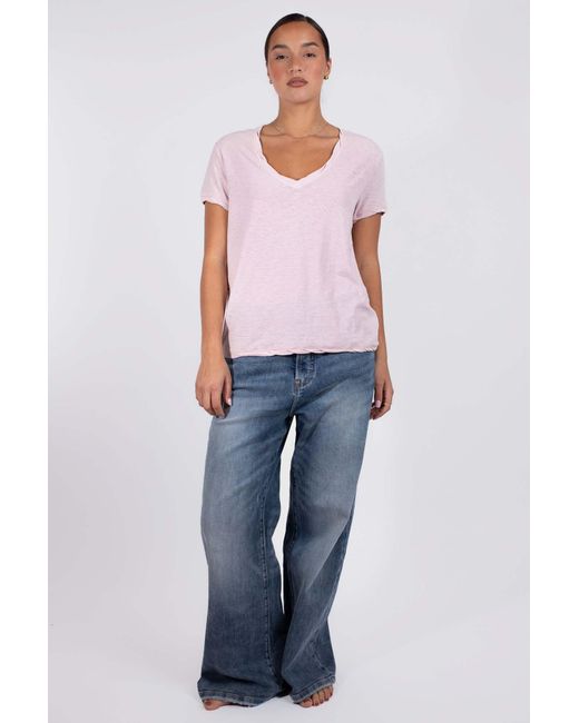Vænn Pink Slub Deep V Tee Chalk