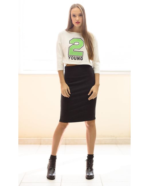 Conquista Green Elegance Embodied Two Young Crop Top