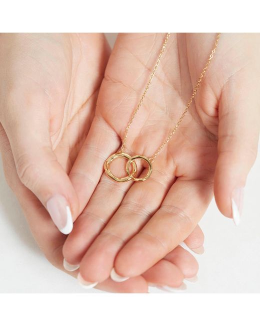 Muru Metallic Connected Necklace