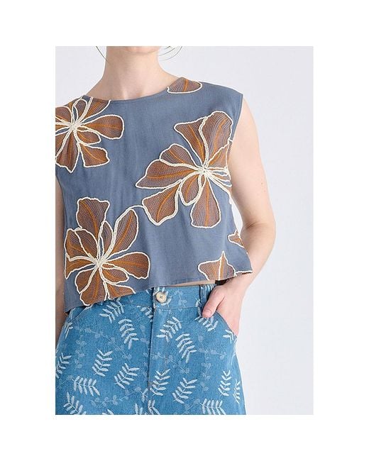 Paisie Blue Floral Embroidered Cropped Top