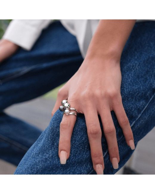 LINYA JEWELLERY Metallic Nera Pearl Ring