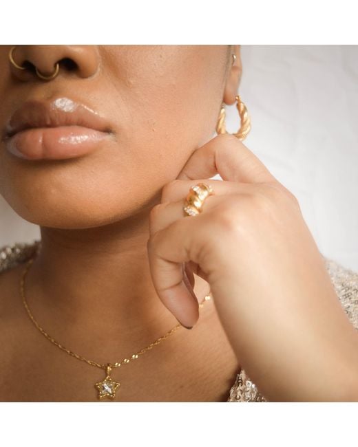 Superdivajewellery Metallic Star Crystal Necklace