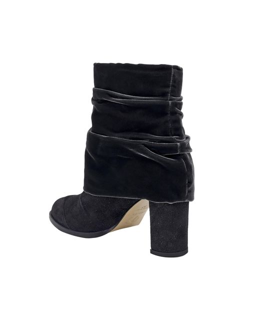 Moon D'elle Black Quasar