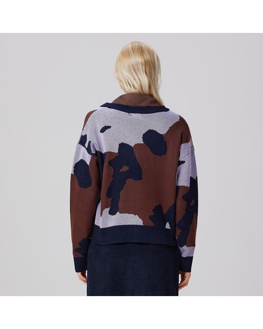 Smart and Joy Blue V-Neckline Abstract Pattern Jumper