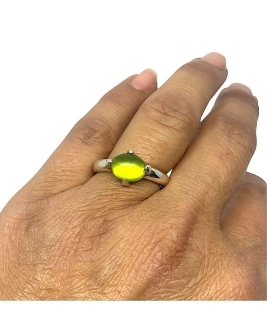 Tg-Jewellery by Tamara Gervasio Green Simplicity Ring With Oval Peridot Cabochon