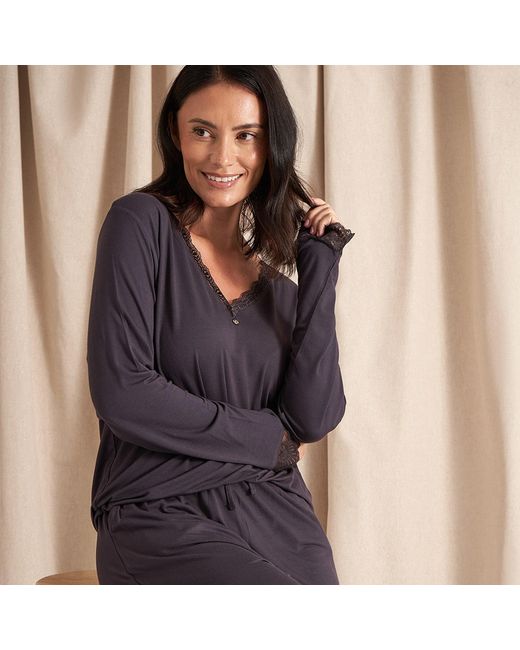 Pretty You London Black Bamboo Lace V-Neck Pyjama Set