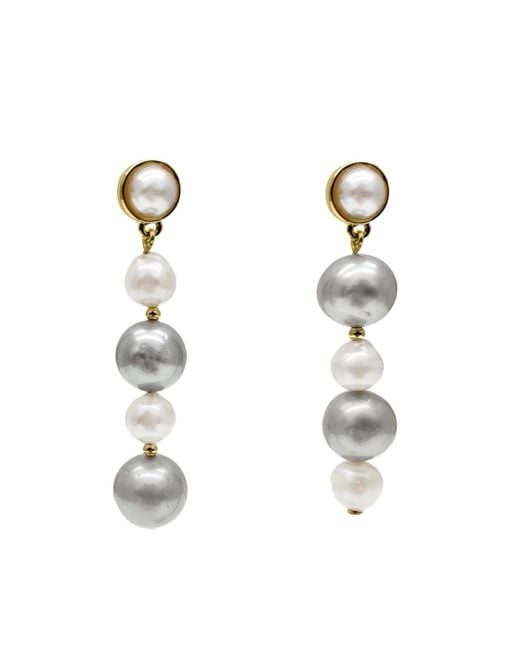 Farra White Classic And Natural Freshwater Pearls Stud Earrings