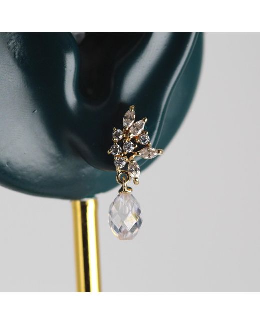 VicStoneNYC Fine Jewelry Metallic Crystal Bridal Floral Dangle Earrings