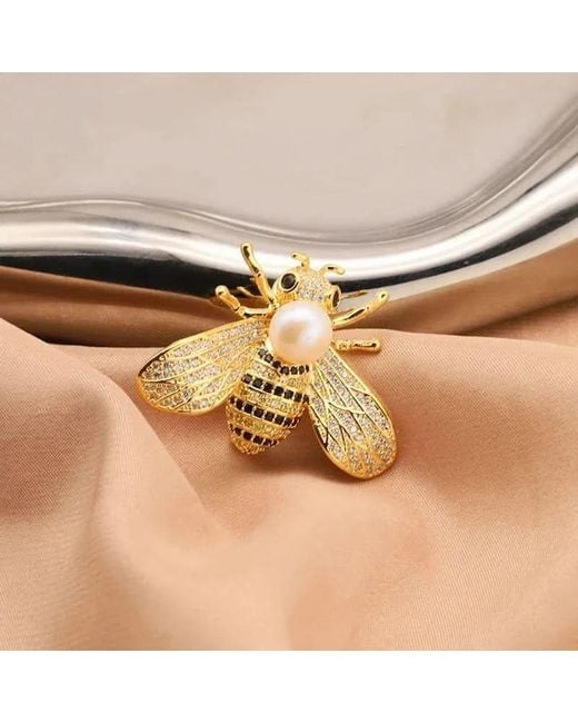 Angel Barocco Metallic Natural Freshwater Pearl Bee Brooch