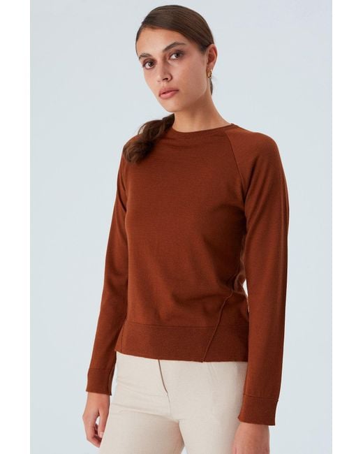 Peraluna Red Valeria Fine Turtleneck Pullover