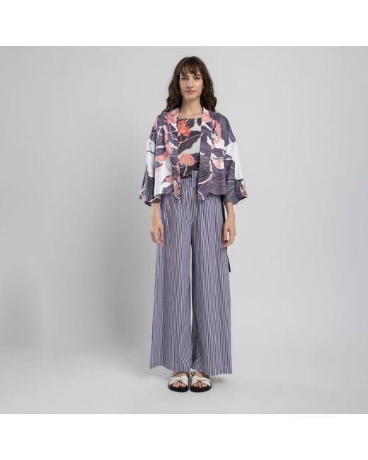 ARTISTA Blue Berry Cropped Kimono