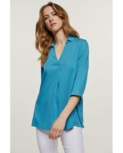 Conquista Blue V Neck Top