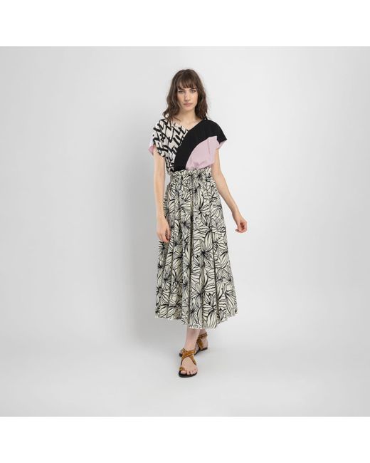 ARTISTA Gray Neutrals Rosy A-Line Midi Skirt