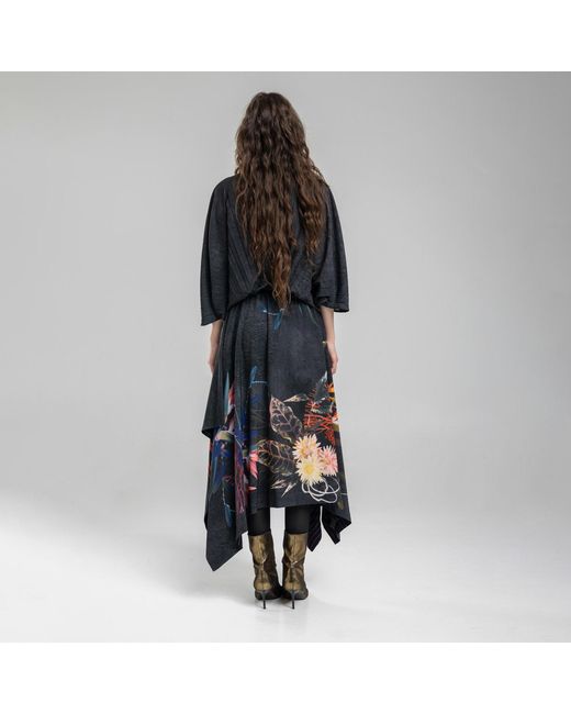 ARTISTA Black Pleated Tie-Belt Blouse