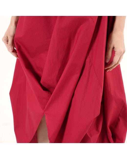 Metamorph Red Asymmetric Sleeveless Dress
