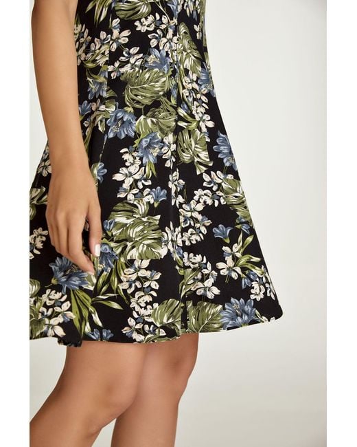 Conquista Green Floral Cloche Dress