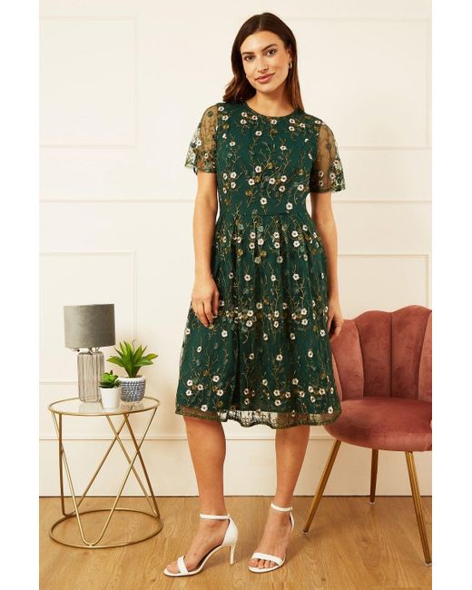 Yumi' Green Embroidered Floral Skater Dress
