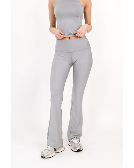 On/Off Essentials White The Core Flare Legging