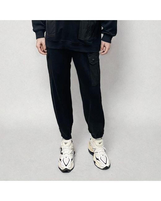 Kapture Black Side Pocket Travel Jogger Pants for men