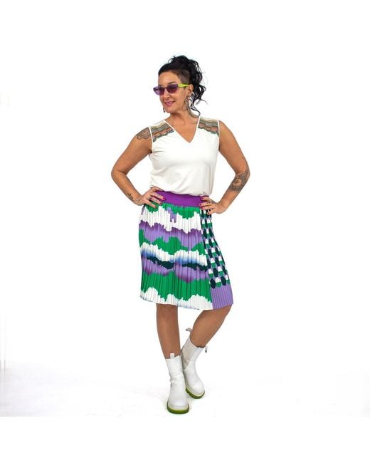 Lalipop Design White Sleeveless Blouse With Colorful Accessories On The Yoke