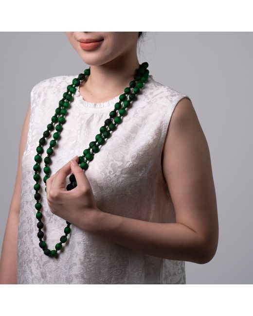 Silk and Bears Green Emerald Silk Bead Necklace – Hand-Wrapped & Knotted